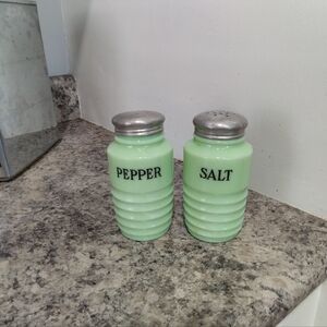 Vintage Green Jadeite Beehive  Salt and Pepper Shakers